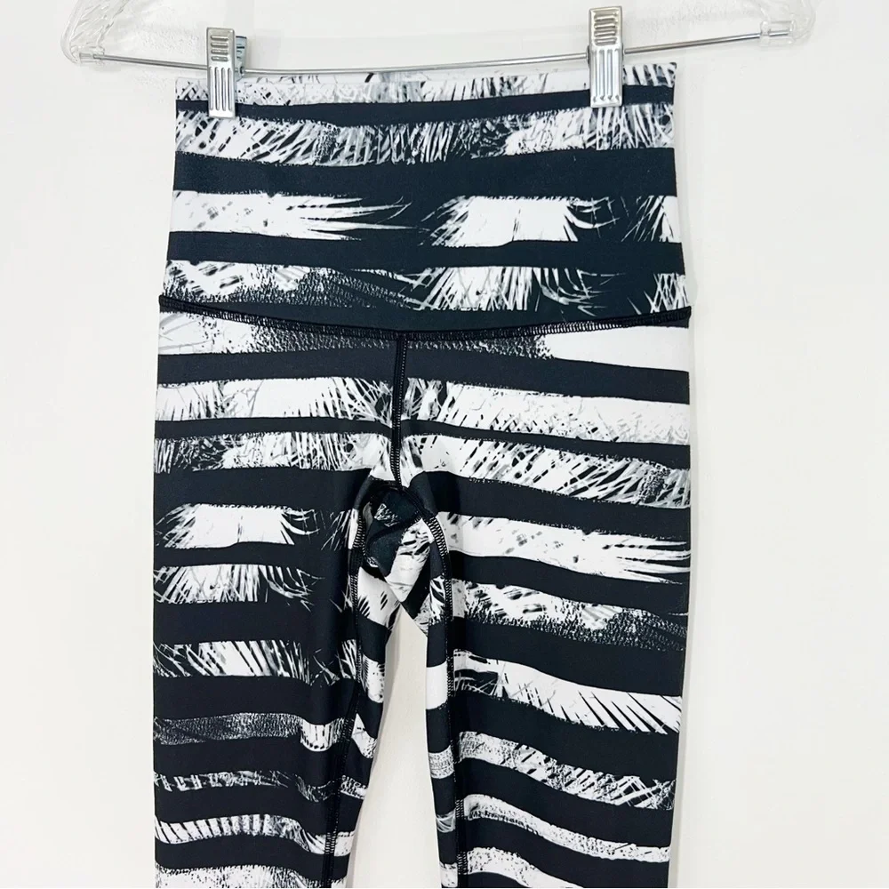 Lululemon Wunder Under Pant Full on Luon Roll Down Shady Palms Black White
